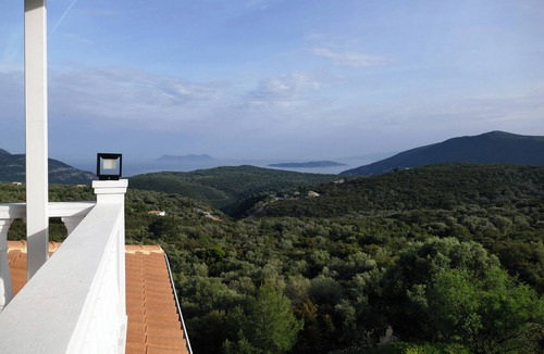 Fternon Apartment | Eleftherion Comfort Living Lefkada