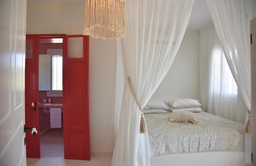 Abela Apartment | Elefthia Syros Junior Suite-Sea View