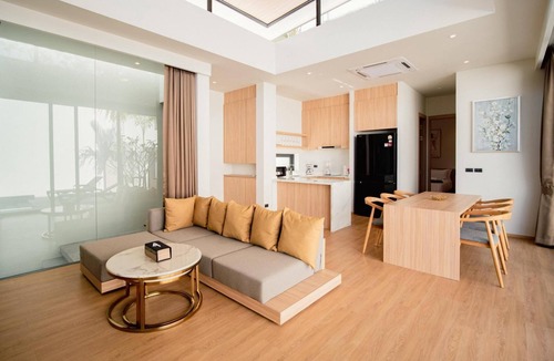 Ban Sakhu Villa | Elegant Aileen 3Bed Pool Villa P3VC8 Naithon