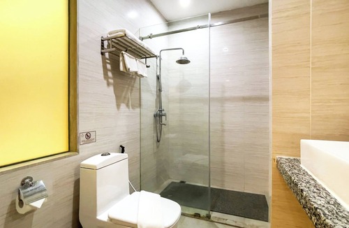 Prawet Hotel | Elegant Airport Hotel