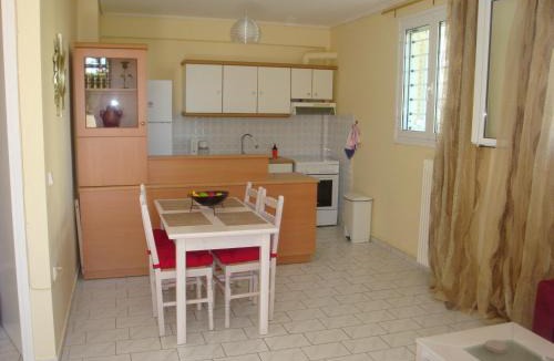 Rafina-Pikermi Apartment | Elena's Holiday Home