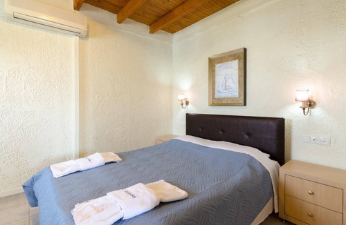Anissaras Hotel | Eleonora Boutique Hotel is situated 1 km from Anissaras city centre
