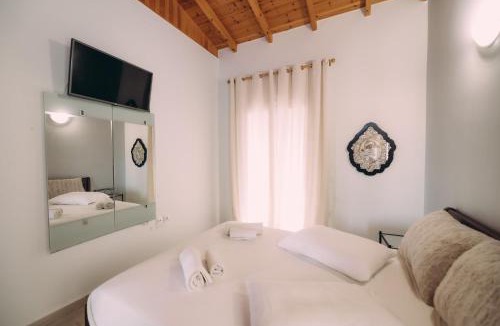 Ilida Apartment | Elysium Countryside House Jacuzzi - Doune - Happy Rentals