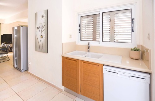 Protaras Villa | EMILY - 3Bed Villa within walking distance to FIG TREE BAY BEACH