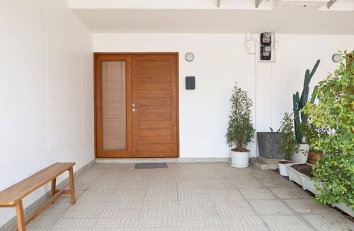 Sri Phum House | Entire home in Chang Phueak, 5 mins to Old City.