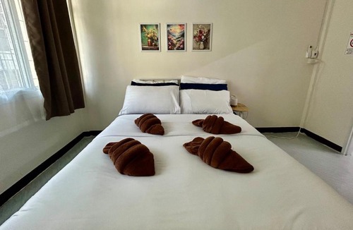 Bang Sue Apartment | Entired townhome 2 BR Near Taopoon MRT 1min by walk