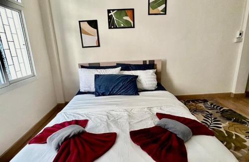 Bang Sue Apartment | Entired townhome 2 BR Near Taopoon MRT 1min by walk