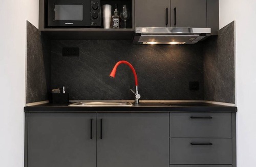Thermaikos Apartment | Epanomi Suites - Modern Living with Garden Retreat
