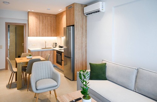 Paralia Dionysiou Apartment | Estelle luxury living Premium Apartment in Paralia Dionisiou (302)