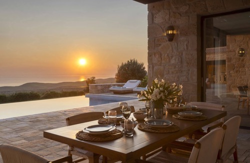 Maries Villa | Estrella - Two Bedroom Villa, Sleeps 4