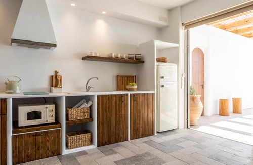 Kardamena Apartment | Euphoria Suites and Spa