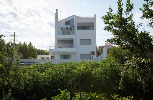 Spata-Artemida House | Evaeri Villa by Interhome