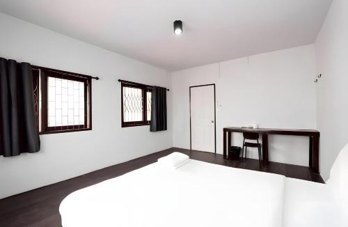 Wat Bowon Niwet Apartment | Eve Room Khaosan - ข้าวสาร
