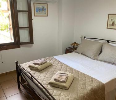 Neo Itilo House | Evgenia's Guest House