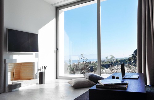 Evrostina Villa | EVOIKON residences are located at the borders of Ligia village.