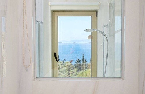Ouranoupoli Villa | Excellent Halkidiki Villa | Junior Pool Villa 1 | 1 Bedroom | Stunning Sea.