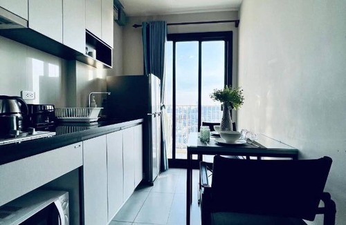 Pattaya Bay Apartment | Excellent Location - Condo Infinity Pool Pattaya