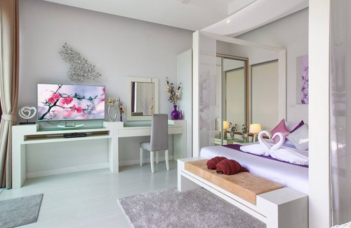 Ban Saiyuan Villa | Exclusive Pool Villa Residence