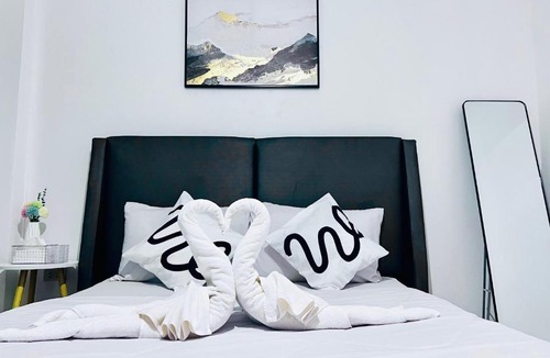Saen Suk Hotel | Exclusive Sea View