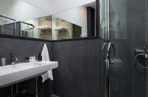 Vathy Hotel | Familia