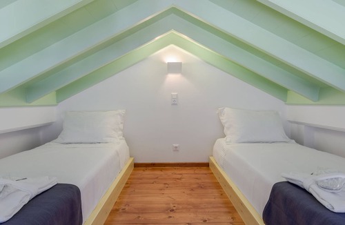 Pedi Apartment | Family Apartment with Sea View A, Symi