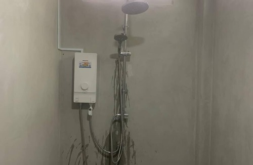 Banan Hostel | Family Batcave Homestay - Hostel