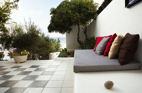 Adamas House | family friendly holiday home fully equipped a home away from home on Milos