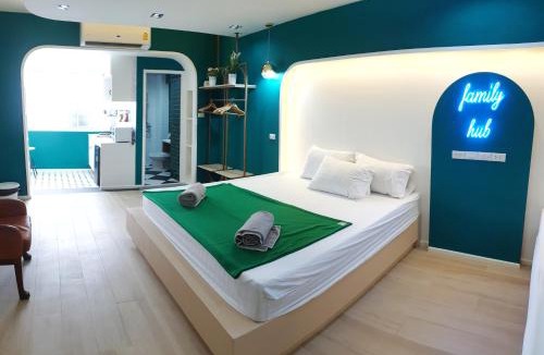 Thanon Phaya Thai House | Family Hub Pratunam