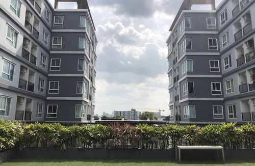 Hua Mak Apartment | Family room 1-4 people (1 extra bed)* baby cot*