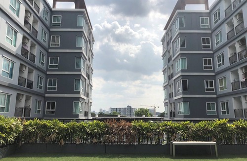 Hua Mak Apartment | Family room 3-4 people (1 extra bed)