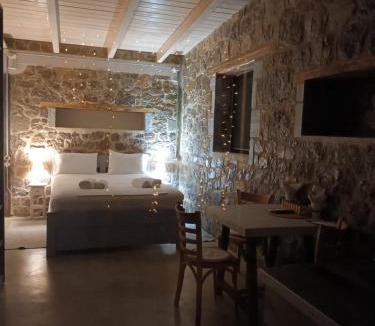 Meteora House | FARMAHOUSE