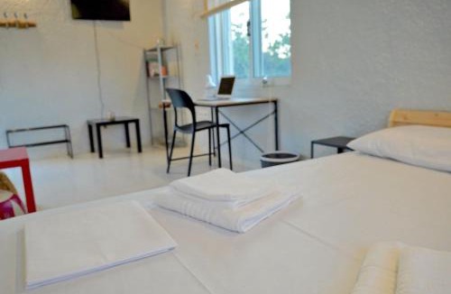 Karystos House | Figs & Grapes * Cosy small house * Marmari * South Evia
