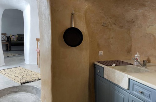 Fira Villa | Fira 2-Bed Villa, Sleeps 5 with Outdoor Hot Tub