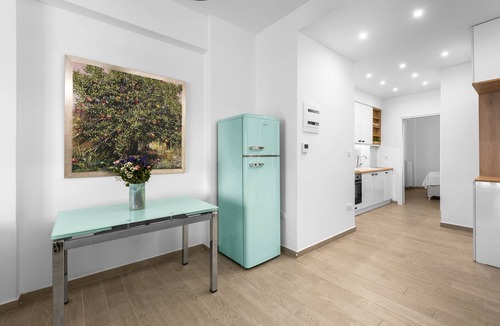 Thessaloniki Apartment | Flaneur Nilie Hospitality MGMT