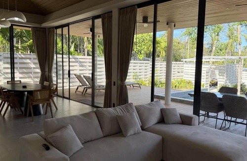 Wok Tum Villa | Flow Villa Luxury 3BR Tropical Pool Villa