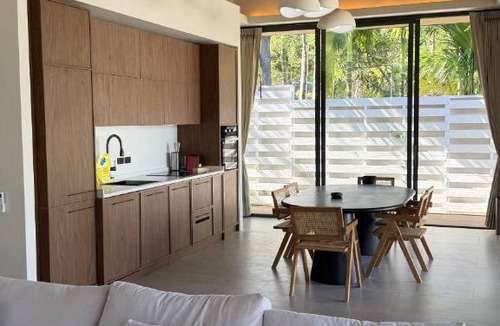 Wok Tum Villa | Flow Villa Luxury 3BR Tropical Pool Villa
