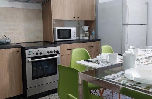 Kypseli Apartment | Fokionos Athens Centre 5 BD, 1,5 BATH