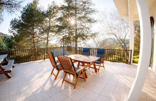 Vasa Koilaniou House | Forest Park Villa