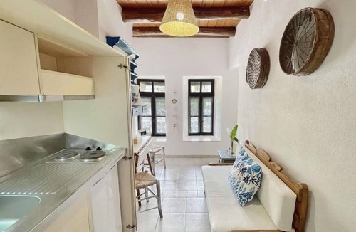 Old Town Rethymnon Hotel | Four Seasons Of Bliss at Sohora Hotel