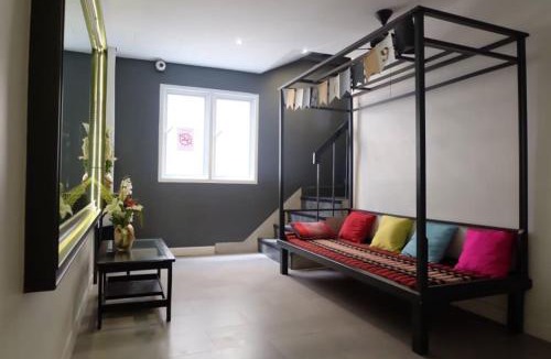Talat Noi Hostel | Four Sisters Homestay