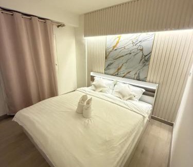 Nong Chom Hostel | Friends home
