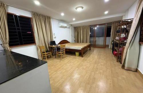 Daun Penh Apartment | Fully Furnished Apartment near River Side & Central Market Available
