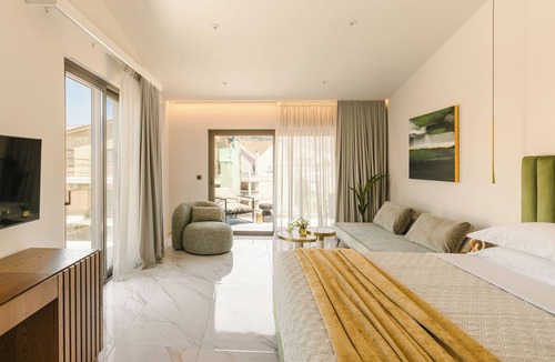 Argostoli Town Hotel | G Boutique Hotel Kefalonia