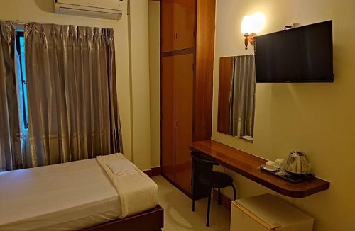 Mukh Kampul Hotel | Galaxy RS Hotel