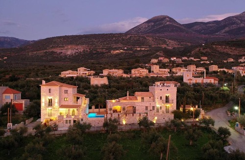 Riglia Apartment | Gallery – Sea-View Triple Room, Peloponnese Escape