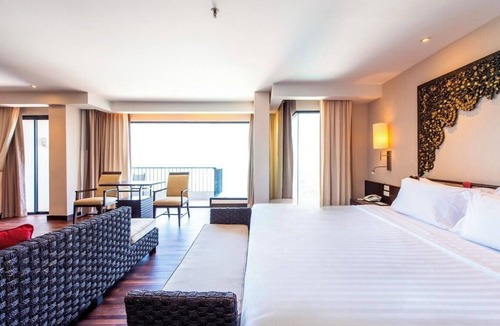 North Pattaya Resort | Garden Cliff Resort and Spa