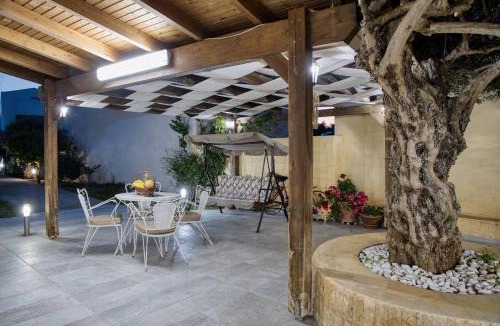 Prasas House | Garden House By Estia