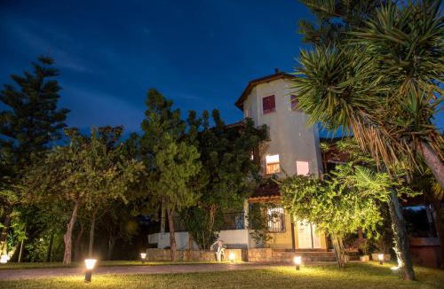 Patras Villa | Garden Villa Patra