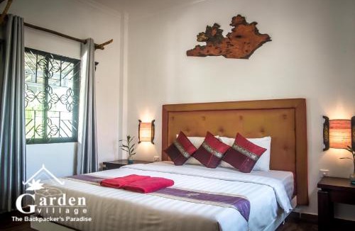 Siem Reap House | Garden Village Guesthouse & Pool Bar