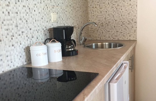 Kanelion Apartment | Genari Beach Apartments – Garden View Retreat
